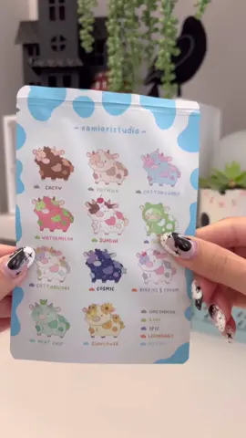what did you guess? 👀 #fluffycows #blindbox #blindboxopening #enamelpins #unboxingasmr 