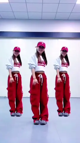 Let us dance together #dance #dancing #tiktokusa #fyp #foryou #foryoupage #dancinggirls 