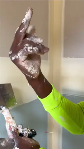 How to use a hand held internal tool #unicplaster  #tools #construction #drywall #fyp 