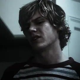 gonna lick the blood off his face #tatelangdon #tatelangdonedit #americanhorrorstory #murderhouse #evanpetersedit 