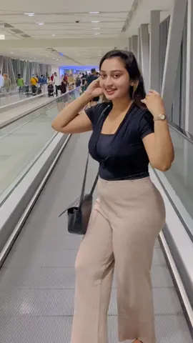 The dubai mall🇦🇪❤️ #dubaimall #dubai #uae🇦🇪 #amishavidubhashini #tiktok #favorite #trending #likes #originalprofile #newlifestyle #lifestyleblogger 