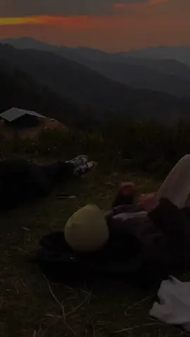 Sao em lại không chịu mở lòng mình ra?