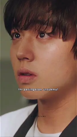 Harimau tidur diganggu 😂, tatapannya gilak ji hoon aktingnya jawara setelah ter lomon lomon kini ter ji hoon jihoon 🤏😍. nonton ini bener2 gak berkedip mata 😆#weakclasshero1 #parkjihoon 