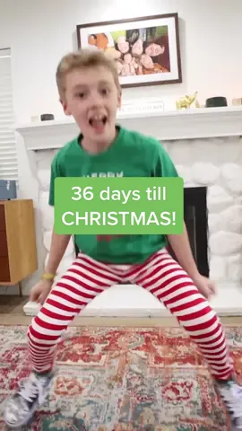 Christmas countdown 🎄36days left till Christmas and we’re celebrating by dancing every day till then 💃🏻🕺 Merry Christmas! 🎅🏻 #revolutiondrill #revolutiondrilldance 