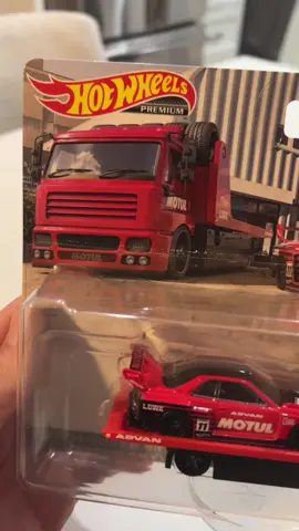 Skyline libertywalk transport🔥🔥😜👌#hotwheels #hotwheelscollections #hotwheelscustom #hotwheelshunter #hotwheelshobby #hotwheelsdaily #fyp #viral #cars #hotwheelsforever #skyline #transport #teamtransport #libertywalk 