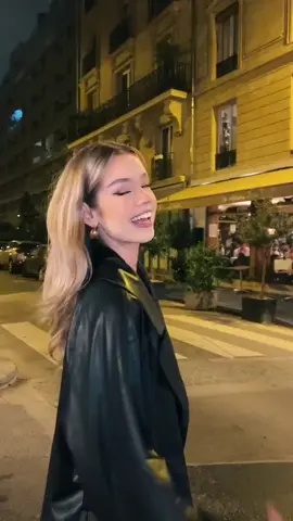 Réponse à @itss__mee__10 vidéo bla ktaba bsa7tak #its_me_laila0 #فيديو_بدون_كتابة🎶 #طنحبكم___كاملين♥️✨ #لا_للدراسة_في_كاس_العالم #دعيو_معايا_ندير_عقلي🙂🤲🇲🇦 #تصميم_فيديوهات🎶🎤🎬 #شوف_فيا_الله_اعطيك_العمى_🙂✌🏻 