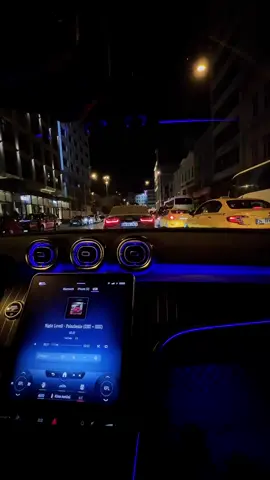 #mercedes_benz #newcclass #begen #keşfet #beğenmeyiunutmayın #arabavideolarımıza #şenerşen🤣 #dostlukkardeşlik 