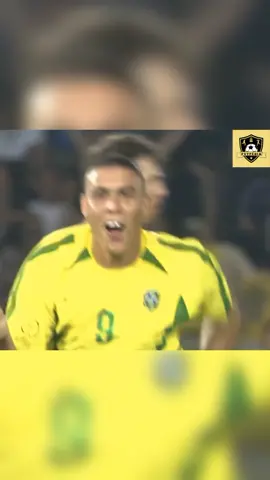 🇧🇷 Brasil x Alemanha 🇩🇪 (2002) • Com dois gols de Ronaldo contra os alemães, a seleção se sangrou pentacampeã Mundial, ao vencer a Alemanha por 2 a 0 na final da Copa do mundo de 2002, o Brasil se tornou a única seleção pentacampeã do mundo no futebol masculino. #brasil #brazil #worldcup2022 #worldcup2002 #futebolbrasileiro #pentacampeao #rumoaohexa 🇧🇷🇧🇷🇧🇷🇧🇷🇧🇷🇧🇷🇧🇷