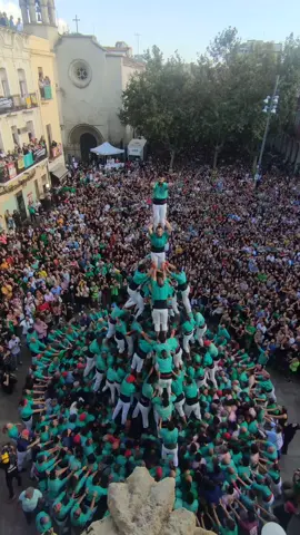 Pilar de 9! #castellers #catalunya #vilafranca #castells #world 