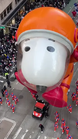 @Macy’s parade is coming back this Thursday, November 24, 2022 🦃 See you there 💞 #macys #macysthanksgivingdayparade #thanksgiving #thanksgivingvibes 