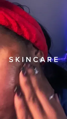 Night skincare before work.🤍#asmr #asmrskincare #truebotanicals #skincareroutine #asmskincareroutine #nighttimeskincare #nightskincareroutine #nightskincareroutine #SelfCare #asmrselfcare #selfcareroutine #staywithnikki #truebotanicalspartner 