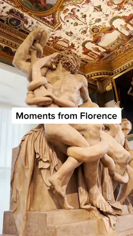 Moments from Florence✨ #art #tiktokart #sculpture #viralart #architecture #florence #firenze #aesthetic #visualart #visititaly #travel #placetovisit #bucketlisttravel #bucketlist #arttok 