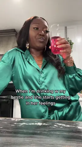 Its always thst one friend smh. Tag your bestie who does this! 😂 #fyp #besties #bestiecheck #bffcheck 