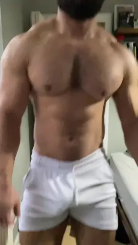 #whitepans #meninpants #greypantseason #muscles #sexymen #aubergine #menoftiktok #Fitness 
