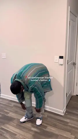 atlanta streetwear market was too colddd 🥶  #foryou #foryoupage #fyp #atlantastreetwear #outfits #outfitinspo #outfitoftheday #sneakerhead #sneakertok #fashion #style #viral #trending #vibes #ofotd #atl #atlanta #mensfashionwear #mensfashionstyle #sneakers 