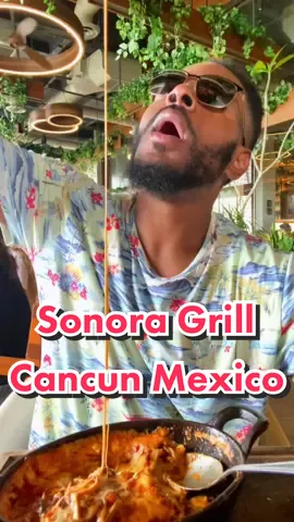 INSANE‼️Cheese INJECTION 💉 😮Burger 🍔 (MUST TRY‼️) #fyp #entertainment #ncfoodie #travelfoodie #mukbang #tastetest #foodreview #foodcritic #cancun #cancunmexico #cancuneats #sonoragrill #mexico #mexicoeats #cancunrestaurant 