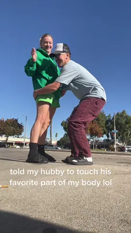 apparently @jekajane is a 🍑 dude … ? lol