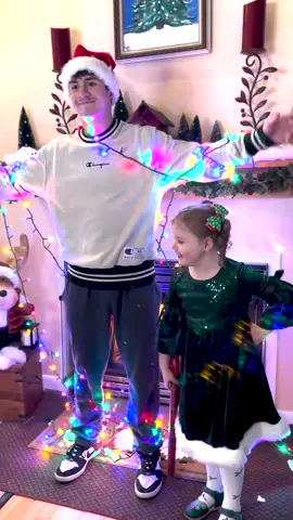 Our #kidonchristmas @Pentatonix  @Meghan Trainor  #Christmas #fyp #kids @An alright guy #fun @Cost n’ Mayor 