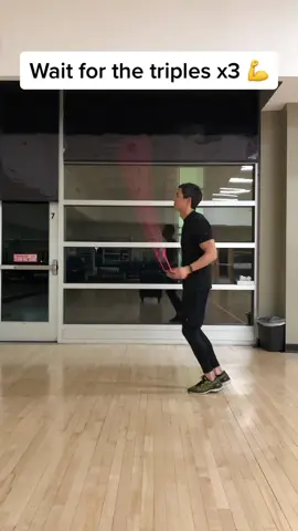 Triple skipping, still learning... :) #jumprope #jumpropechallenge #cardioworkout #skipping #afterwork #activedad #healthyhabbits #stayactive 