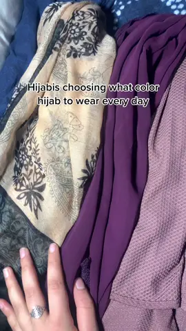Like cmon black goes with everything I dont like printed colorful ones #hijab #hijabi #relatable #fyp #fyppppppppppppppppppppppp #muslimah #muslimtiktok #hijabtutorial #hijabstyle #hijabtiktok #hijabgirl #hijabigirl #HijabFashion #hijabers #hijabistahub #hijabifashion #hijabiqueen #hijabis #hijaab #hijaabfam #muslimgirl #muslimgirls #muslims #muslimmemes #browntiktok #muslimhumor #muslimjokes #funny #muslimfunny #relatablecontent #relatablememes #islam #islamic #brownculture #desigirl 