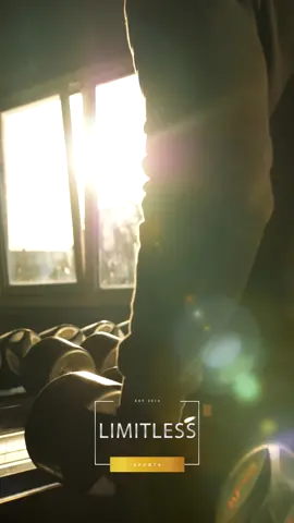 Auch bei uns könnt ihr euch exklusive Angebote im coolsten Fitnessclub der Stadt sichern!😎✌🏻  Jede Neuanmeldung erhält an unserem Golden Friday ein exklusives Premium Paket nach Wahl dazu! Dieses ist bis zum 24.12.22 gültig!🙌🔥  Auswählen könnt ihr zwischen dem Sauna-, Massage- oder Solariumpaket!🔥🤯  Folgt uns um nichts zu verpassen! 📲  #fy #foryoupage #viral #trend #limitless #Fitness #fitnessstudio #gym #weilwirskönn #blackfriday #goldenfriday 