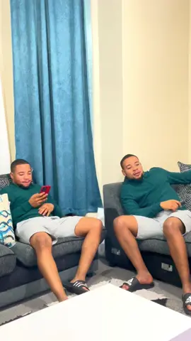 TWIN TRUE STORY.2😂 twin parents always send the older twin on errands. Who can relate? #theodigiebrothers #twins #funny 