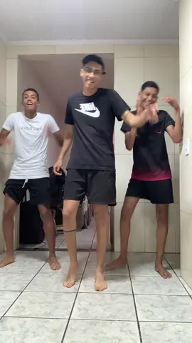 Quero ver quem lembra dessa kkk @santoxx_dvzinn @allanofc021 #fyy #foryou #fyp 