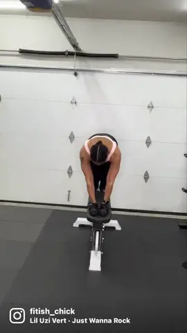 #ebonyfitness #ebonymuscle #melaninfitness #fitfortheculture  #fitoverforty #fortyandfit  #fitnessmindset #mindovermatter #fitnessjourney #blackgirlenergy #mindset #consistencyiskey #nutritioniskey #ebonyfitfreaks #instafit #GymLife #womenwholift  #gymrat #itsalifestyle #fullbodyreset