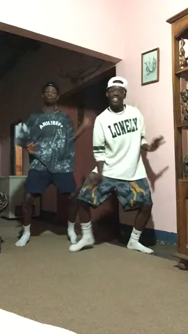 @Irmãos Kendrick🍼💎   - - - - @yadahangel #challenge #dance #viralvideo #videoviral #tiktok #lololo #mocambiquetiktok🇲🇿 #mozweon🇲🇿 #mozdancer🇲🇿 