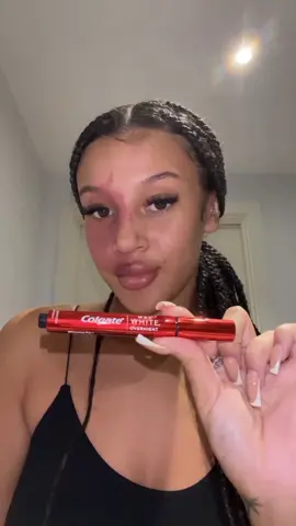 #ad @Colgate UK  Max White Overnight Teeth Whitening Pen🤍 so quick n easy using these 4 steps!  Step 1: Brush  Step 2:  Dry Step 3: Click Step 4: Apply Available to purchase on Amazon! #GLOWvernight