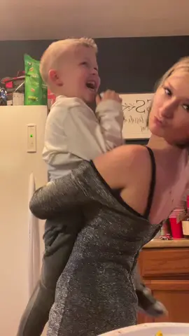 Insta: kyliem12134 call me mommy🫶🏻😻 @kylie10222 @kyliesfx1 #fyp #fypシ #HuluChippendalesDance #happythanksgiving #mommy FAKE BODY