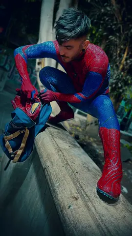 Poco a poco mejorando 🕷️🕸️ #spidermancosplay #spidermancostume #theamazingspidermansuit #spidermansuit #3dpaint #marvel #sipiderman 