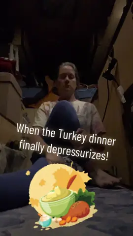 Excuse me! 🤣🦃🧘🏻‍♀️🤷🏻‍♀️ . . . #vanlife #vanyoga #thanksgiving #yoga #burp #ladiesburptoo #depressurize #iliveinavan  #gamlife #gamgamvan 