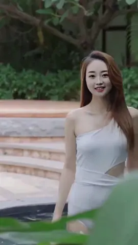 Màu trắng ko làm a trắng tay đâu 😊 #gaixinh #gaixinhtiktok 