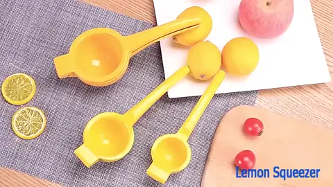 Manual juice #lemonsqueezers  #plastic #kitchenproduction