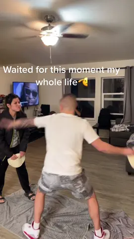 Wait for it😮‍💨                                    #thanksgiving #TortillaTrend #tortillachallenge #slap #slapped #screammovie 