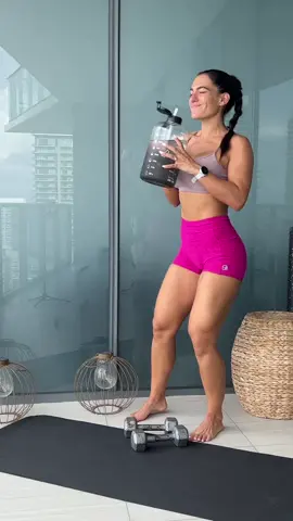 Dumbbells Only Shoulders Workout! 👏🏻 Save/Share/Enjoy & tag your friends! 👯‍♀️ 6 exercises that can be done at home or the gym! All you need is a pair of dumbbells! 4 rounds of each for 15 reps each!  Go go go! ❤️ for more workouts & structure check out my fitness app AllYou ✖️ drop a comment if you guys want more workouts like these?