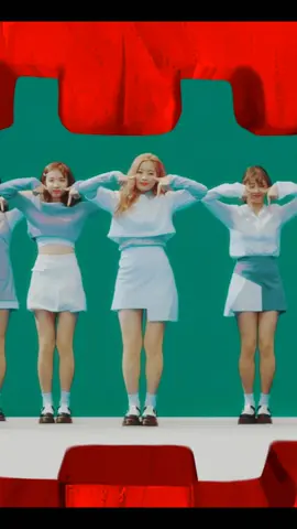 Replying to @seventeen744 TT #twice #twicett 