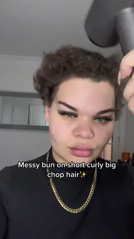 bad b****es know how to do their OWN hair. so lemme teach you real quick ❤️ #fypシ #fyp #curlyhair #curlyhairstyles #shortcurlyhair #bigchop 