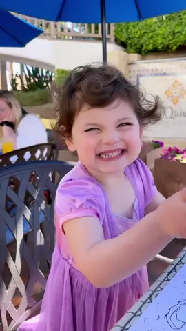 When you drive to Palm Springs for Thanksgiving but your youngest gets so sick you do a few fun things before spending the whole trip in bed. There’s always next year! 🙃🦃🌴 #thanksgiving #palmsprings #laquinta #familyvlog @La Quinta Resort @The Living Desert Zoo &Gardens 