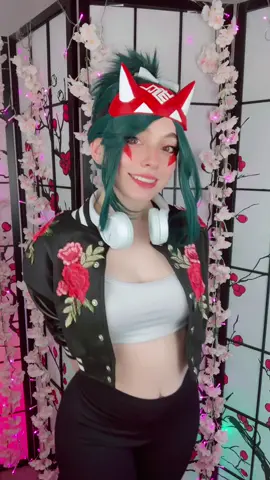 Since I understand the words now I wanted to try this again 😂😂😂 #egirl #GamerGirl #overwatch #overwatchcosplay #overwatchkiriko 