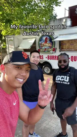 Always gotta get 4 tacos 🌮 #tacotuesday #taco #austintexas #austinfoodie #austinfood #atxfoodie #texasfoodie #atxlife #atx #thingstodoinaustin 