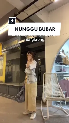 Nunggu bubar atau minta anterin adeek #relate #fyp #totebag #beranda #cowonongkrong #fypシ゚viral 