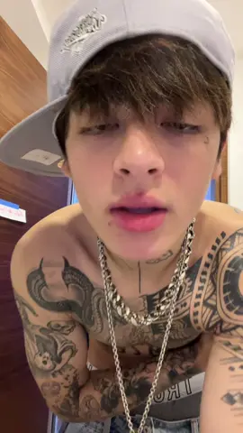👅