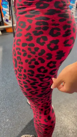 Training day 💪🏽🥴 ##legday##workout##energy##hardwork##getstrong##noexcuses##motivation##fitnessgirl