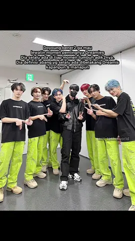 Sayang banget ya Doy sama Dreamies, walaupun sering dijahilin tp Dreamies ttp jadi kesayangannya Doy💚 @NCT Official #NCT #doyoung #doyoungnct #nctdream #NCTzen #FYP 