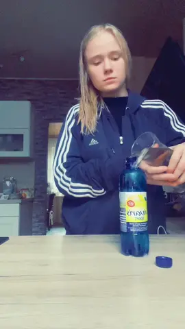 Wer kennts ?@Karina’s Junior version #learnwithkarina #maskiergang #probierenmitkarina 