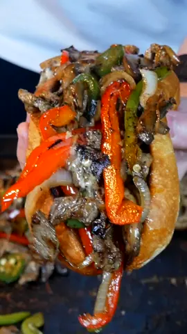 It’s good without the cheese whiz I promise.. #phillycheesesteak #cheesesteak #phillycheesesteaks #cheesesteaks #steak #tasty #tastyfood #food #recipes 