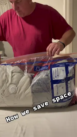 Vacuum storage bags are the best!  #apartmentstoragehacks #smallspaces #tinyhouse #spacesaving #blanketstorage #hefty #dyson 