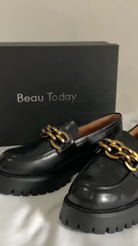 My OOTD— Wearing @BeauToday Shop  loafers for today’s look 🖤 #BeauToday #fashion #fashiontok #OOTD #outfitideas #outfitinspo #loafers #loafersshoes #loafersoutfit 